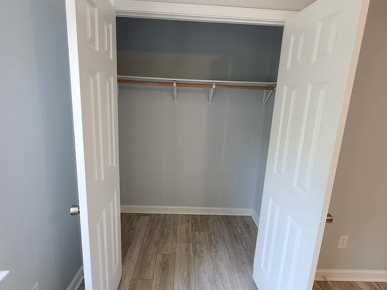 431 Womble St — Photo 8