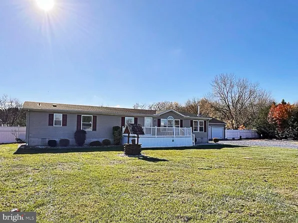 75 Yoemans Tale Ln, Felton, DE 19943