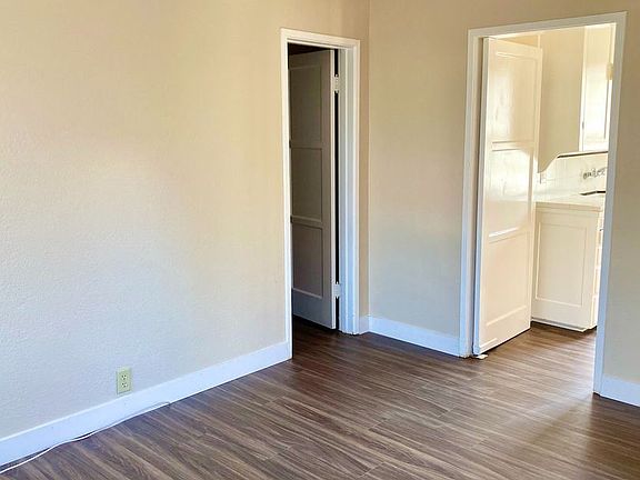 2nd image of 11436 Grevillea Ave APT B