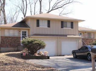 5211 Switzer Rd, Shawnee, KS 66203