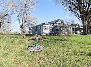 11228 Midland Trail Rd, Ashland, KY 41102