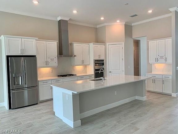 5th image of 18172 Wildblue Blvd