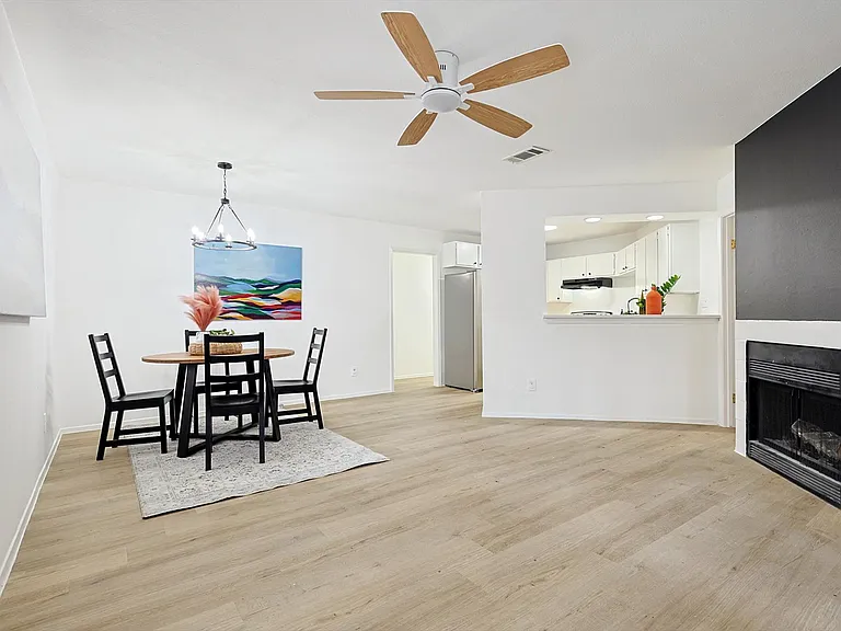 7650 Ronnie Dr — Photo 11
