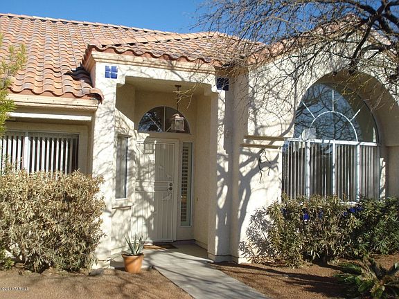 2nd image of 1614 W Canada Hills Dr