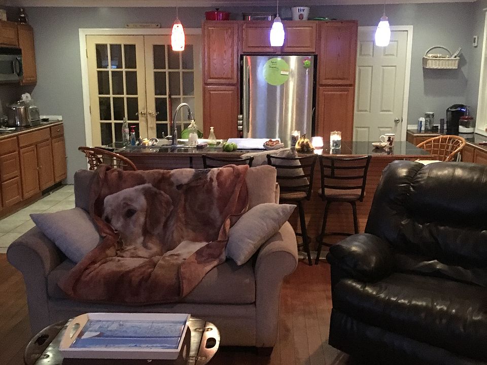 2nd image of 3030 Pike Dr
