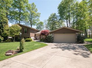 2517 Timber Oak Cir, Dayton, OH 45440