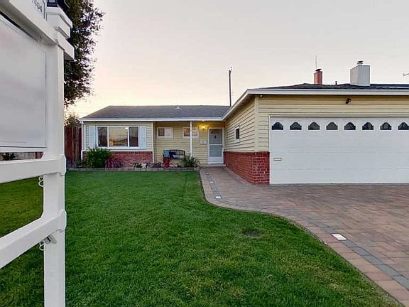 2nd image of 3479 Flora Vista Ave