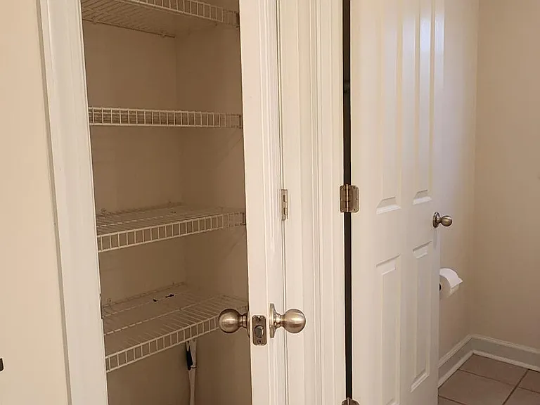 302 Savannah Dr — Photo 27