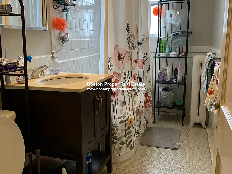 120 University Rd #2 — Photo 11