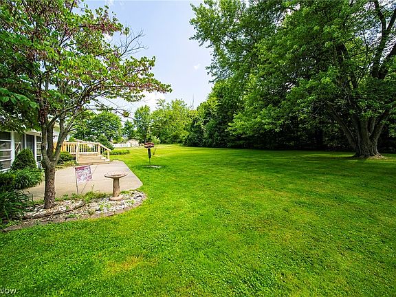 5th image of 12823 Lynn Dr