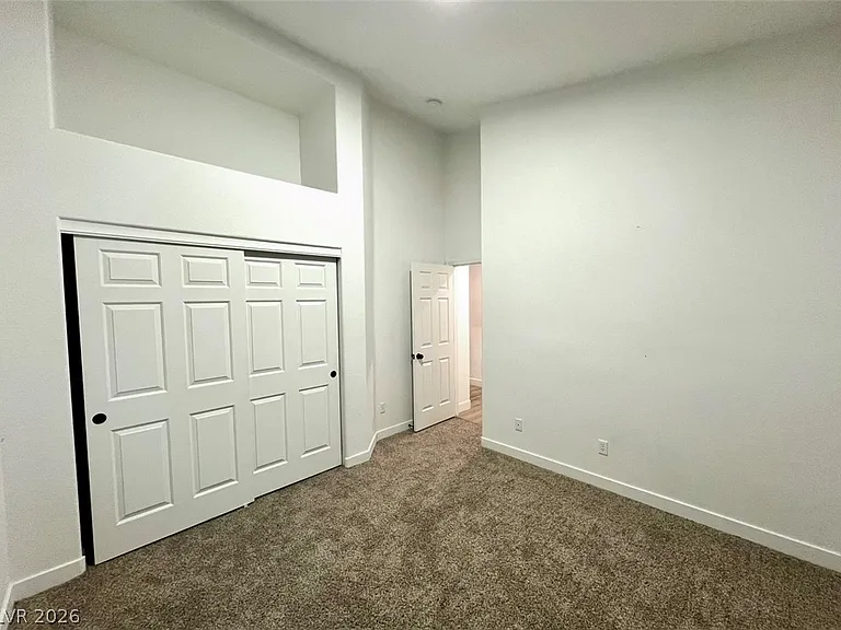 1913 Sierra Oaks Ln — Photo 9