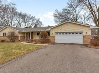 10705 40th Ave N, Plymouth, MN 55441