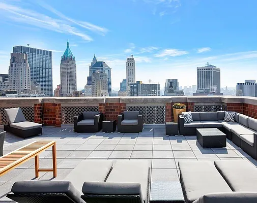 Rented by Nest Seekers International | media 29