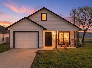 300 W Main St, Itasca, TX 76055