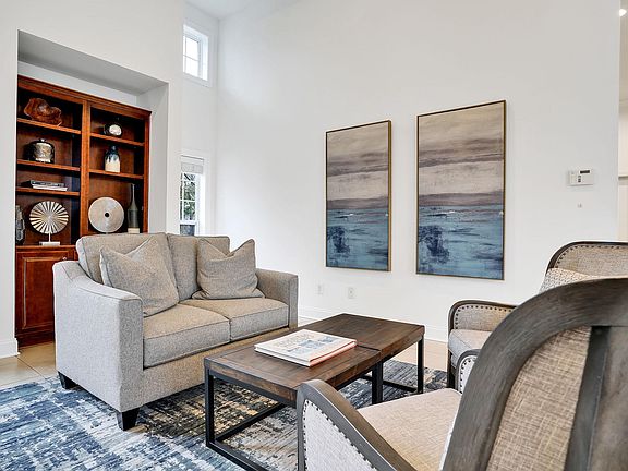 4th image of 4413 Cohan Cir #4607-101