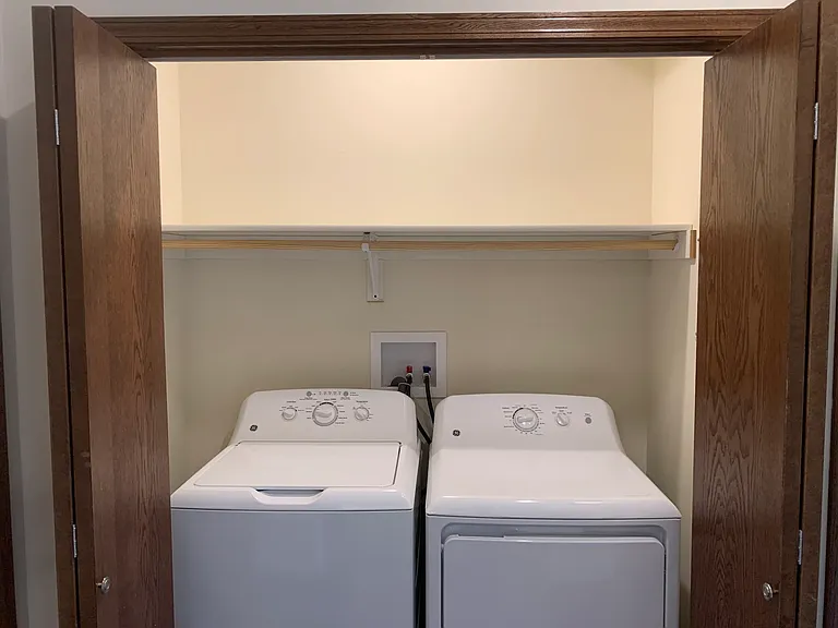 3715 Hohensee Dr — Photo 10