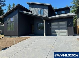 320 Janice Ct, Detroit, OR 97342