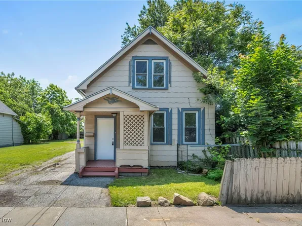 4571 Sackett Ave, Cleveland, OH 44109