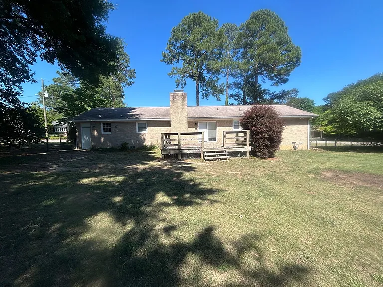 1015 Walters Ln — Photo 31