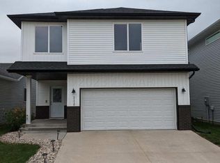 2110 11th St W, West Fargo, ND