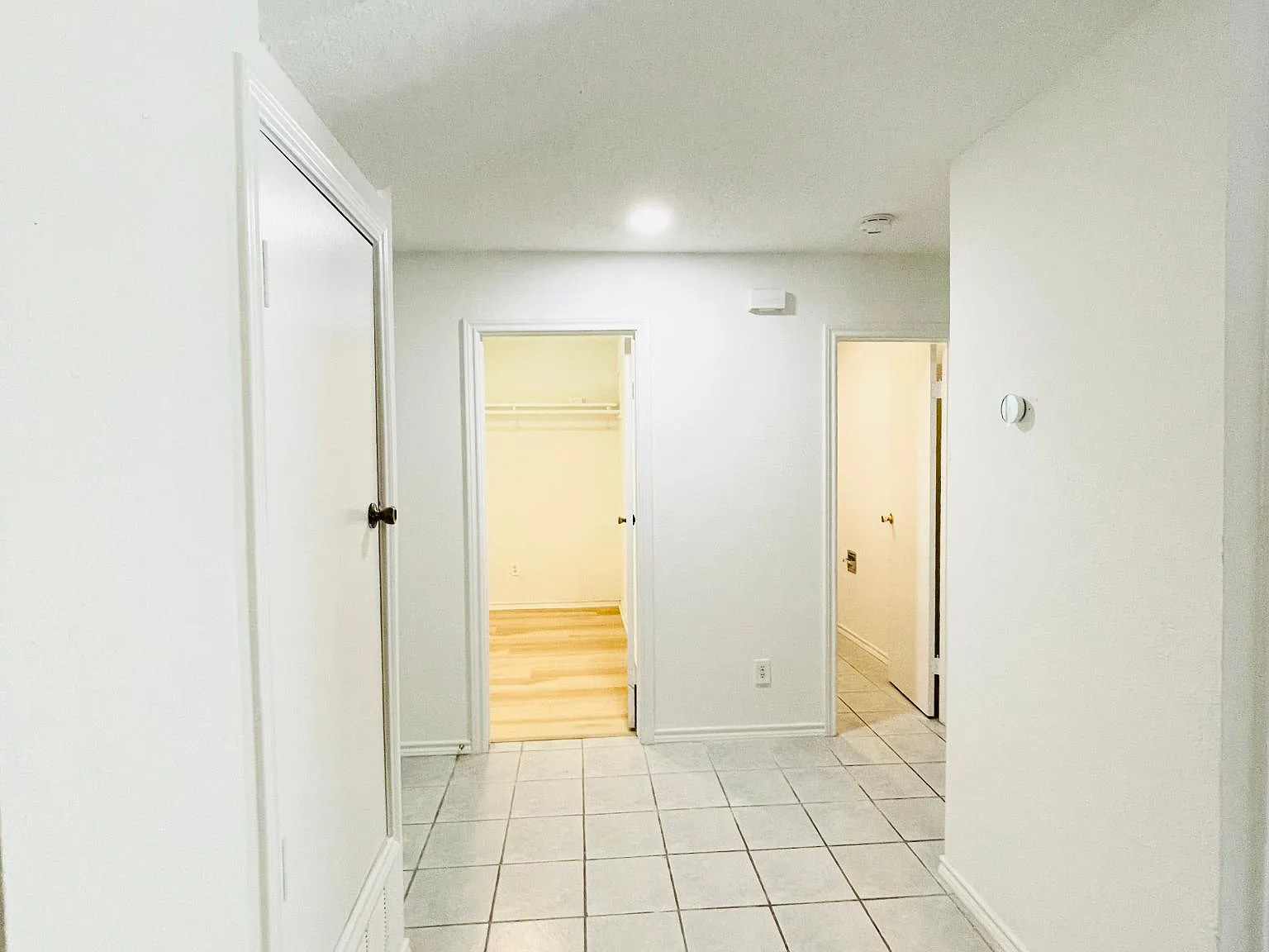 807 S Catherine St — Photo 4