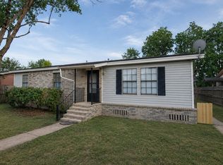 9 Carol Ct #B, Brookshire, TX 77423