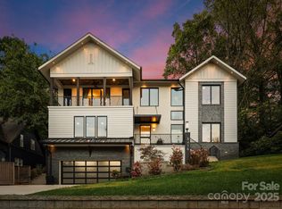 3416 Windsor Dr, Charlotte, NC 28209