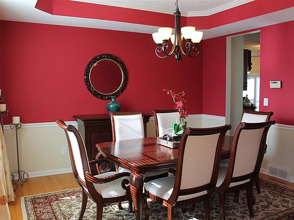 3rd image of 170 Kennewyck Cir