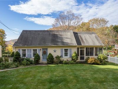 876 Lake Dr, Guilford, CT, 06437