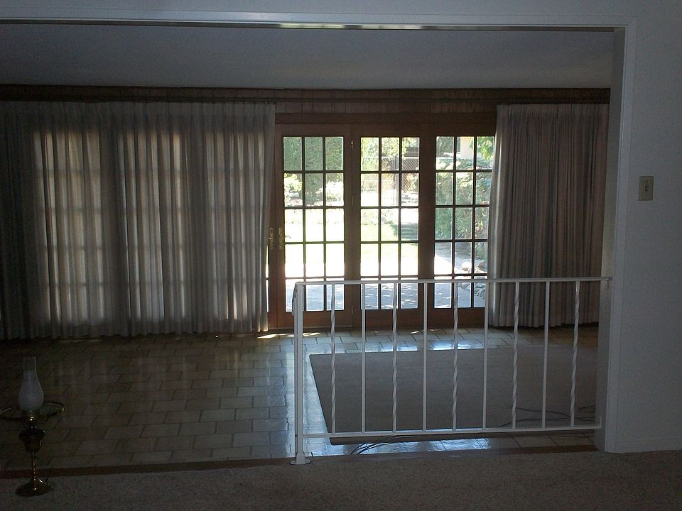 1st image of 344 Taylor Dr