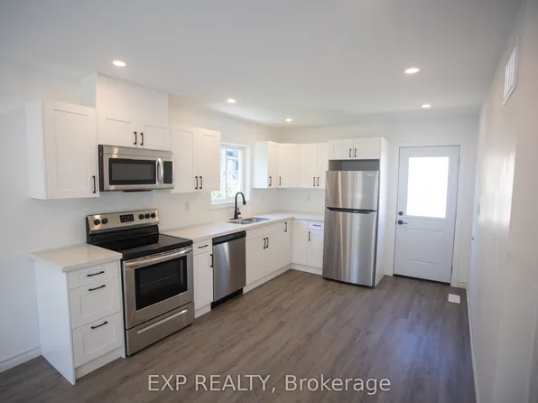 277 Grove St E #C, Barrie, ON L4M 2R2