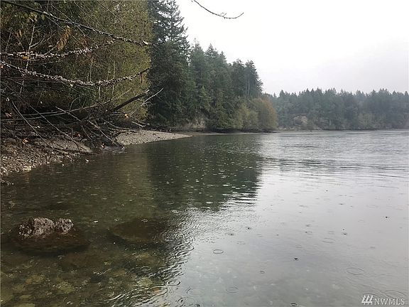 3rd image of 2 E Kayak Ct