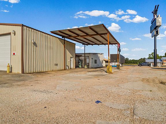 4th image of 11940 Us Highway 59 N