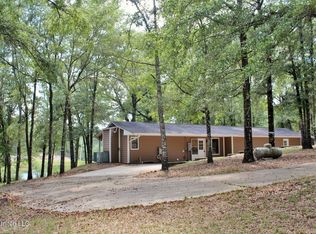 124A Dorothys Ln, Lucedale, MS 39452