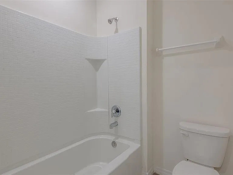 15596 Black Pepper Ln — Photo 3