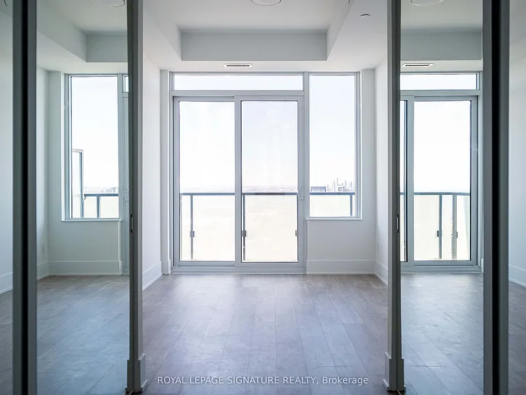 470 Front St W #3503 — Photo 17