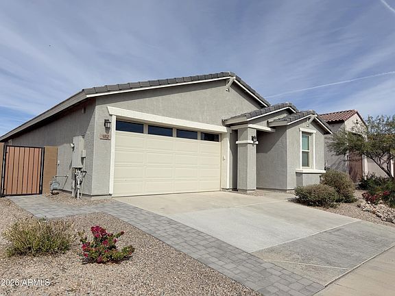 2nd image of 482 E EMERALD Drive