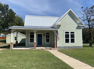 413 Lutterloh St, Gatesville, TX 76528