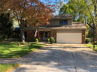 717 Exmoor Ter, Crystal Lake, IL 60014