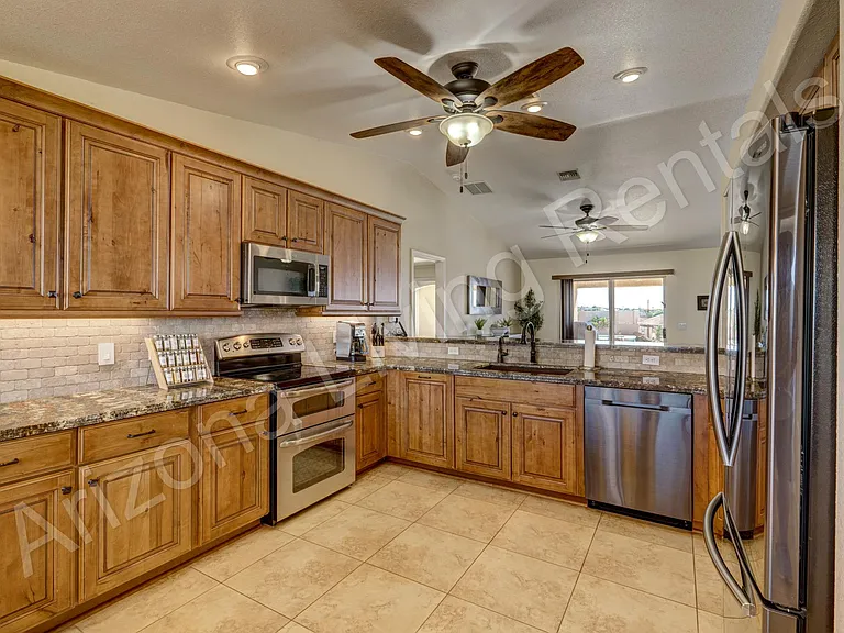 2450 Angler Dr — Photo 11