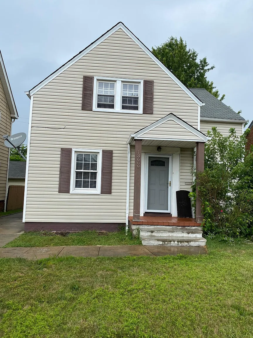 13669 Cedar Rd photo 1