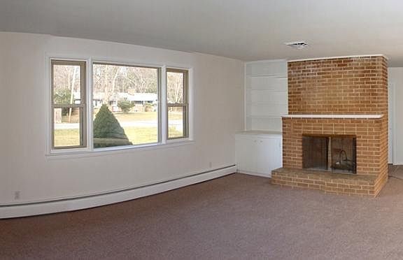 3rd image of 9527 Nottingham Dr