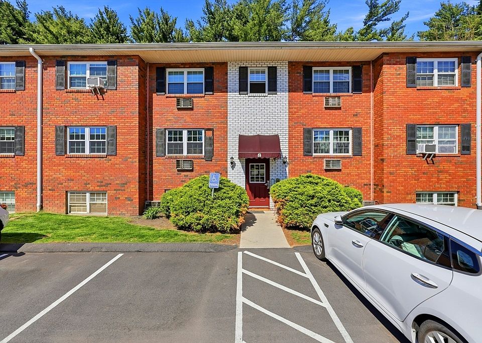 1st image of 8 Maple Crest Cir APT C