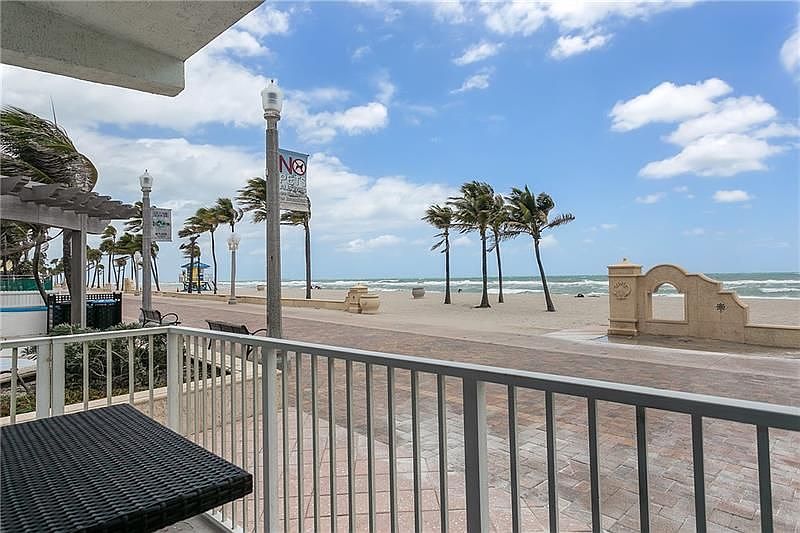 Imperial Westbury Condominiums - Hollywood, FL | Zillow