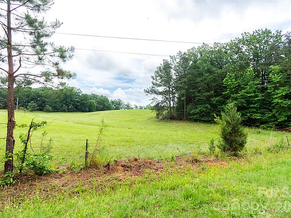 3rd image of 10522 Kimberly Ln