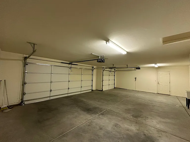 660 Country Club Dr — Photo 36