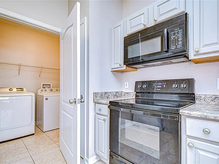 17942 Villa Creek Dr #17942 — Photo 26