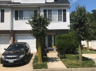 47 Red Cedar Ln, Staten Island, NY 10309