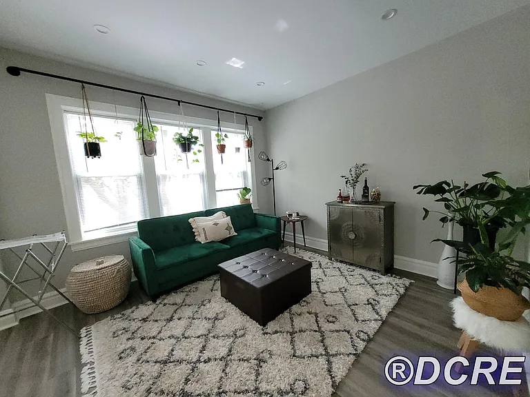 1714 N Wolcott Ave #2 — Photo 5
