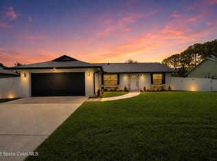 1137 Hill Ave NW, Palm Bay, FL 32907
